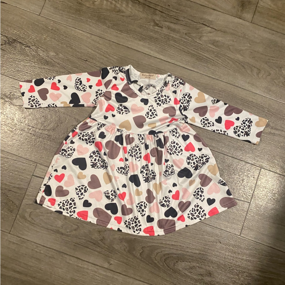 Heart Patterned Long Sleeve Kids Dress